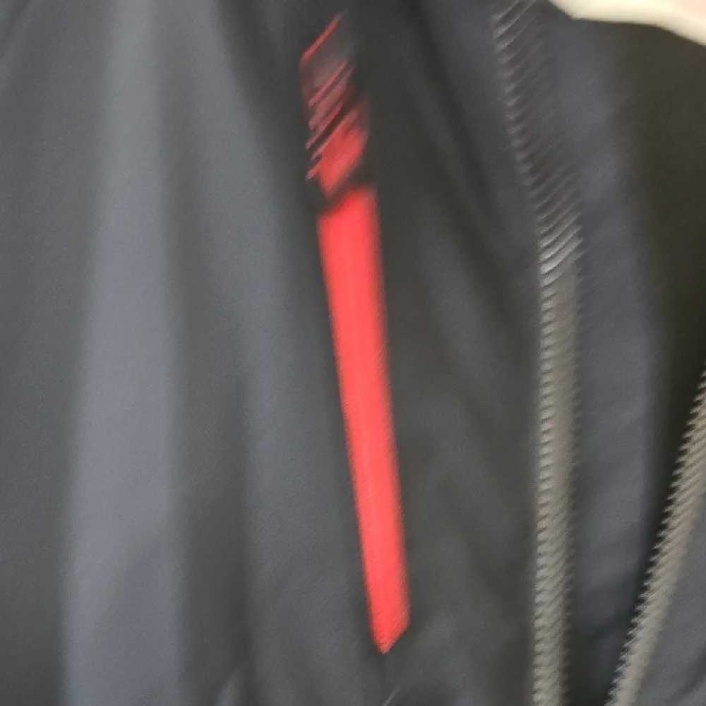 Obermeyer Hooded Teen Boy's Black Jacket with Red Highlights Size L (14-16)